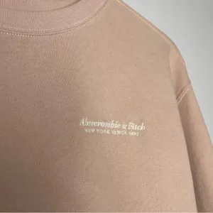 Abercrombie & Fitch Soft Collection Crew Dusty Mauve Sweatshirt (X-Small) thumbnail 3
