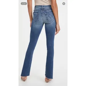 MOTHER The Runaway Step Fray Jeans 29 Leaps & Bounds Flare Raw Hem thumbnail 2