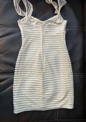 City Studios Like New- Ruffle Sleeve Mini Dress thumbnail 2