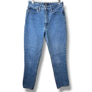 Abercrombie & Fitch Vintage Wash Annie High Rise Girlfriend Tapered Leg Jeans thumbnail 2