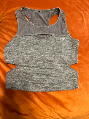 Gymshark Top thumbnail 1