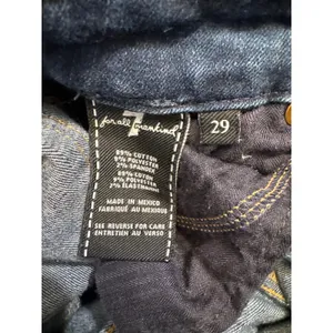 7 For All Mankind Karah Bootcut Jeans Dark Wash Short Inseam Size 29 thumbnail 5