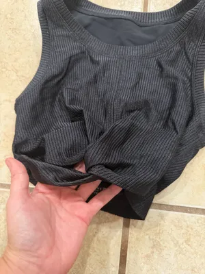 Aerie offline top thumbnail 2