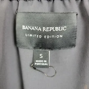 Banana Republic Women's Black Small Blouse Boat Neck Trumpet Sleeve‎ thumbnail 4
