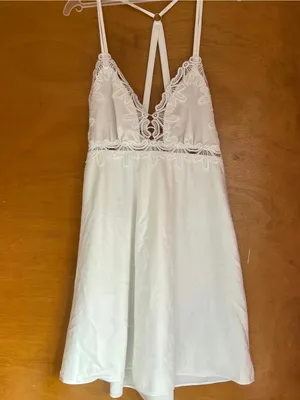 Flora Nikrooz X Anthropologie ivory Lace-Trim slip dress nightgown & Robe Set thumbnail 4