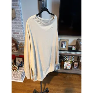 Lululemon Back in Action Long Sleeve Shirt in a neutral beige 18 thumbnail 4