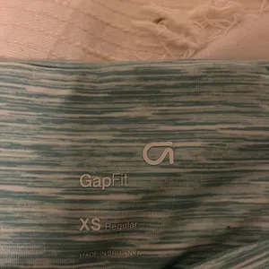 GAPfit biker shorts thumbnail 2