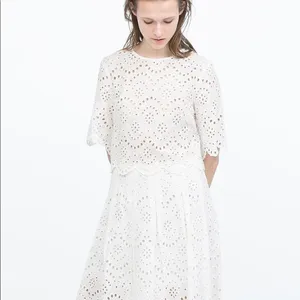 ✨HP✨ZARA  - CROPPED EMBROIDERED LASER-CUT TOP✨ thumbnail 8