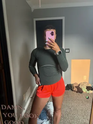 Lululemon Women’s Top thumbnail 2