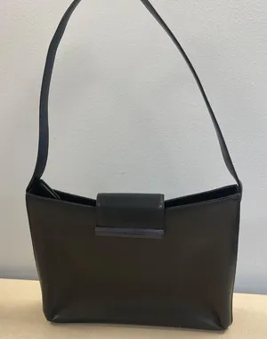 Givenchy Vintage Whip Leather Shoulder Bag - Black - Preowned thumbnail 1