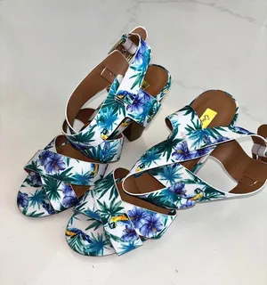 Qupid Floral Heeled Sandals White & Blue US 6 thumbnail 1