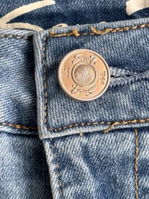 Seven7 Women’s Size 12 Blue Denim Cuffed Hem Relaxed Bermuda Shorts Americana thumbnail 5