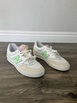 New Balance CT300 Pink Green Sneakers Women’s Size 8 thumbnail 2