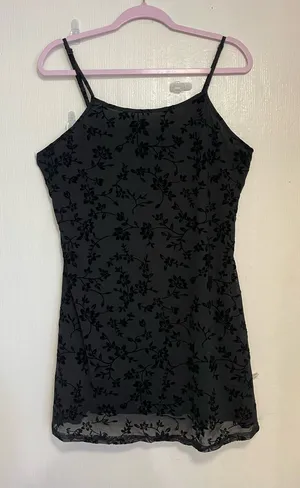 SHEIN Black Floral Flocked Mesh Midi Dress thumbnail 1