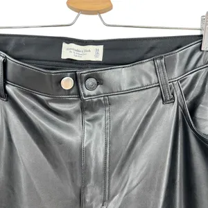 Abercrombie Curve Love Vegan Leather 90s Relaxed Pants Faux Leather Black 34 18L thumbnail 4