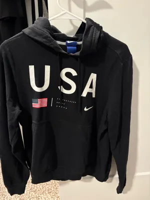 Black Nike Sweatshirt thumbnail 1