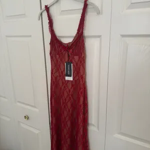 Tiger Mist Red lace ruffle midi Deja Dress NWT thumbnail 4