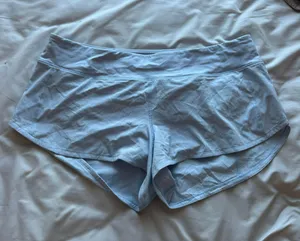 Lululemon NWOT Speed Up Short *2.5" Daydream 12 thumbnail 4