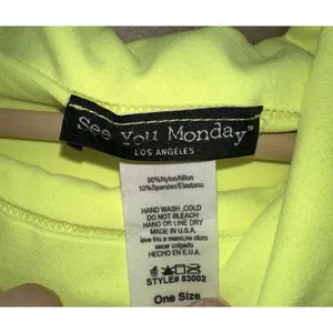 NEW See You Monday Womens One Size Green Stretch Crochet Off The Shoulder Top thumbnail 2
