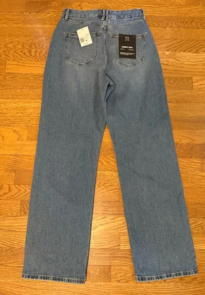 Forever 21 curvy 90’s straight leg jeans size 28 thumbnail 11