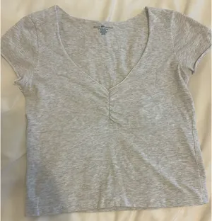 Brandy Melville Gina Top thumbnail 1