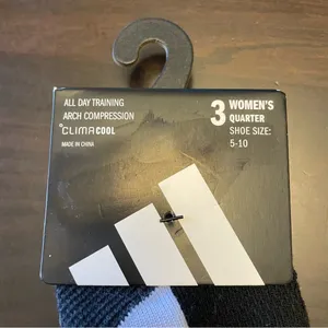 Adidas Quarter Socks Women Sz 5-10 NWT 3 Pack ClimaCool Black Training Athletic thumbnail 4