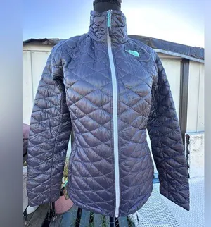The North Face Thermoball Gray Puffer Jacket Lightweight Insulated thumbnail 1