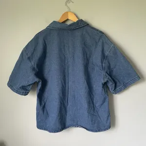Oversized Denim Button Up Top Boxy Fit Cotton Blend Blue Women's Size Large thumbnail 2