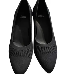 Eileen Fisher Gabby Pumps Womens 8 Black Stretch Knit Pointed Block Kitten Heel‎ thumbnail 2