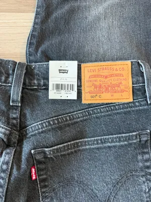 Levi’s 501 Curve Jeans thumbnail 3