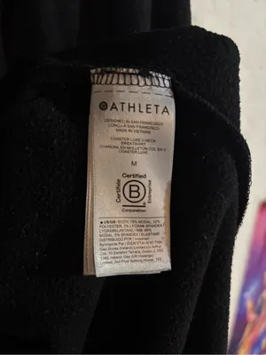 Athleta V-Neck Long Sleeve Tee | Size: Medium thumbnail 5