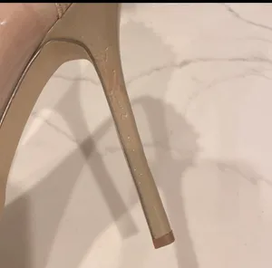 Steve Madden Patent Leather Nude Tan Studded Platform Studded Shoes Heels 9.5 thumbnail 9