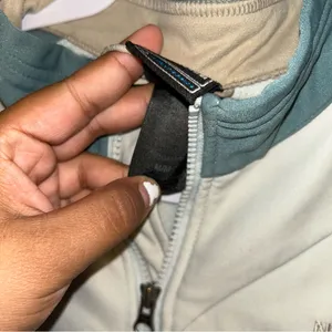 North face jacket thumbnail 4