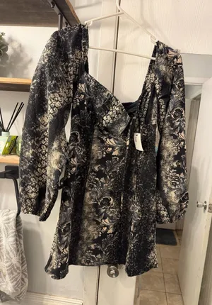 Urban Outfitters Black and Cream Floral Puff Sleeve Mini Dress NWT thumbnail 1