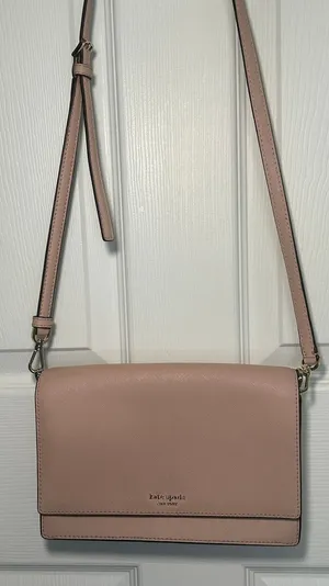 Kate‎ Spade Laurel Way Crossbody Pink Saffiano Gunmetal Chain Shoulder Bag Purse thumbnail 1