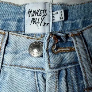 Princess Polly Light Wash Jeans High-Rise wide leg thumbnail 4