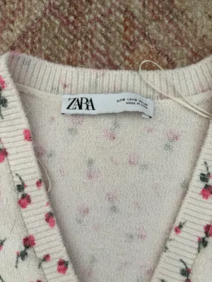 Cardigan thumbnail 2