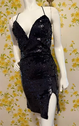 Sequined mini dress black size M Black Sequin V-Neck Lace-Up Short Party Dress thumbnail 1