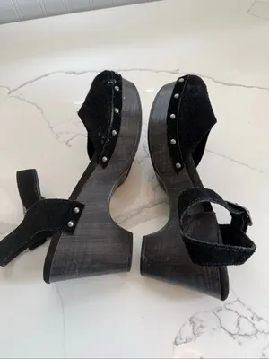 House of Harlow Black Suede Cherub Clogs size 8 thumbnail 5