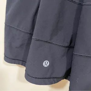 Lululemon Pace Rival Skirt Womens size 6 Skort Black Polyester Gym Stretch EUC thumbnail 7