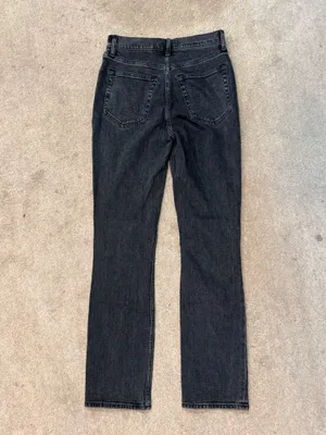 Abercrombie & Fitch Black Ultra High Rise 90’s Slim Straight Jeans Size 2/26 thumbnail 3