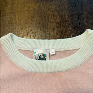 Queen of Sparkles Bride Sweater Top Pink Short Sleeve Women's M thumbnail 3