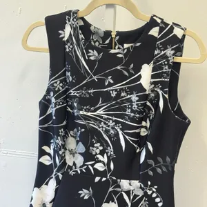 Calvin Klein Womens Black White Floral Sleeveless Scuba Sheath Dress Size 6 thumbnail 3