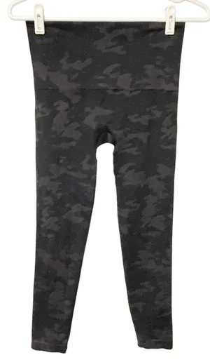 Spanx Women's Look At Me Now Seamless‎ Leggings Camo Black Gray Size Medium thumbnail 1