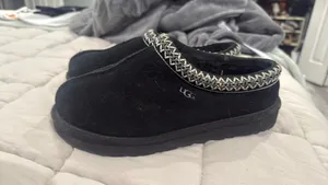 Black UGG Tasman Slippers thumbnail 3