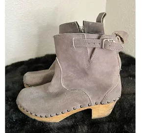 VOLLSJO SUEDE LEATHER WOODEN heel studded booties boots 39 8.5 thumbnail 6
