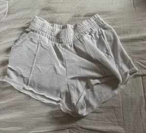Gilly Hicks Sweatshorts thumbnail 1