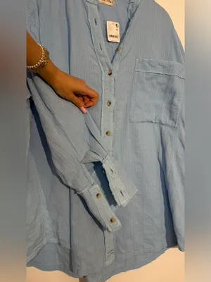 NWT We The Free Light Blue Striped Button-Up Shirt thumbnail 8