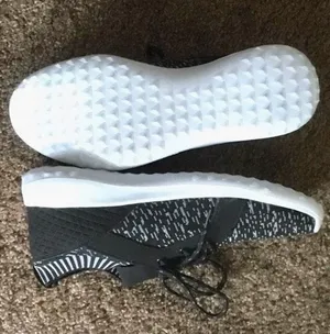 Black & White Sneakers Size 8 thumbnail 2