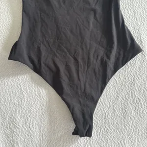 SKIMS FIT EVERYBODY SQUARE NECK BODYSUIT, Size X-Small, $80 thumbnail 7